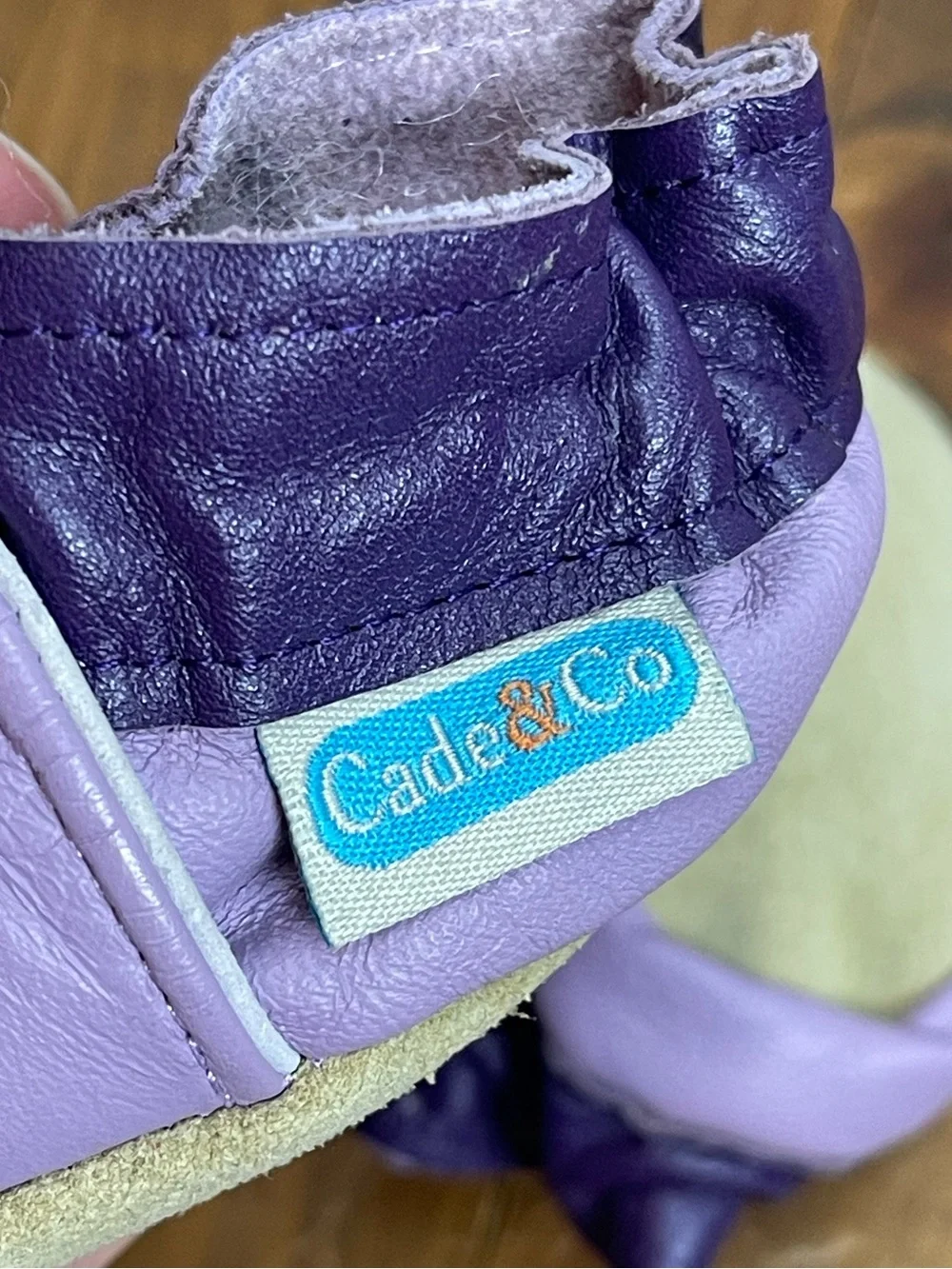 Cade and co lavender and purple butterfly Mocs size small